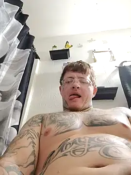 Snapshot of Bwcgoonie chatting on October 1, 2025, 5:46 am Bwcgoonie online show from October 1, 2025, 5:46 am