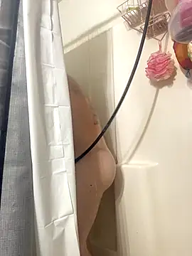 Snapshot of Bwcgoonie chatting on October 24, 2025, 4:20 am Bwcgoonie online show from October 24, 2025, 4:20 am