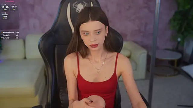 Regina Sweet054 online show from January 11, 2026, 3:17 pm