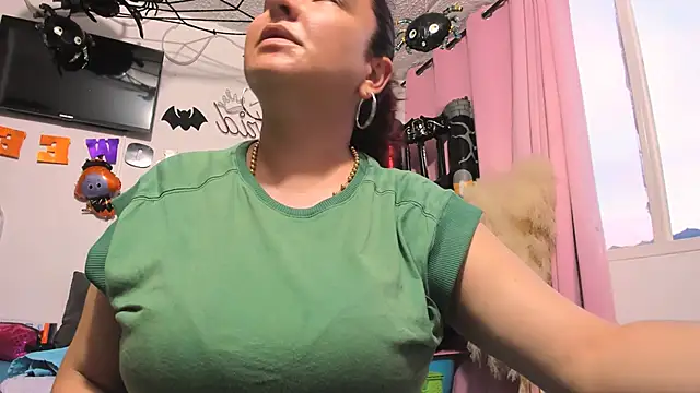 Snapshot of ASTRIDCHAT chatting on October 28, 2025, 10:45 pm ASTRIDCHAT online show from October 28, 2025, 10:45 pm