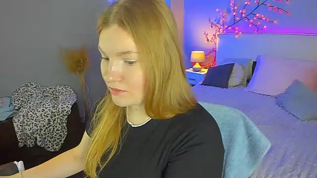 AshleyJoness online show from June 14, 2026, 4:47 am