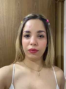 Snapshot of jana_parissi chatting on October 5, 2025, 9:34 pm jana parissi online show from October 5, 2025, 9:34 pm