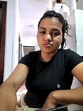 Eimy-04 online show from October 18, 2025, 5:35 pm