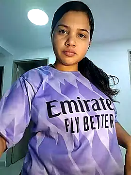 Eimy-04 online show from November 15, 2025, 5:27 am