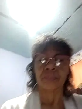 Snapshot of OliviaMorris1 chatting on October 2, 2025, 12:34 pm OliviaMorris1 online show from October 2, 2025, 12:34 pm