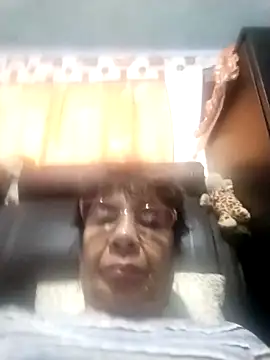 Snapshot of OliviaMorris1 chatting on October 9, 2025, 3:43 pm OliviaMorris1 online show from October 9, 2025, 3:43 pm