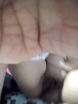 Snapshot of OliviaMorris1 chatting on October 12, 2025, 4:22 am OliviaMorris1 online show from October 12, 2025, 4:22 am