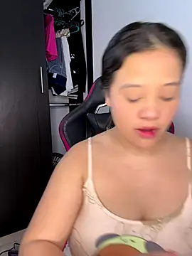 Meipink online show from October 21, 2025, 3:57 pm