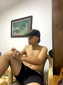 dominant boy77 online show from October 16, 2025, 2:56 am