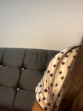 Rosa 25x online show from October 15, 2025, 1:00 pm