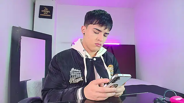 Lucass love online show from October 11, 2025, 1:09 pm