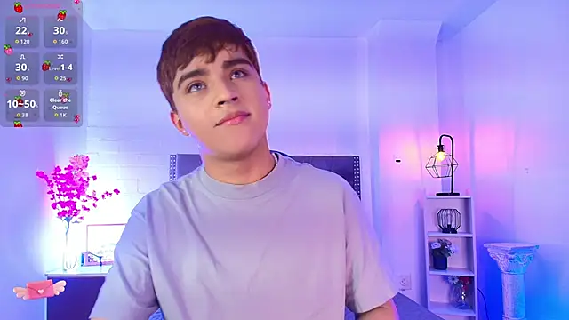 Snapshot of Lucass_love chatting on May 18, 2026, 5:41 pm Lucass love online show from May 18, 2026, 5:41 pm