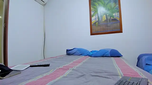 CleoWhite online show from October 19, 2025, 6:19 pm