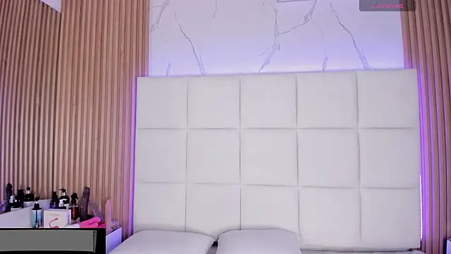 Meloddy Parkerr  online show from February 7, 2026, 4:16 am