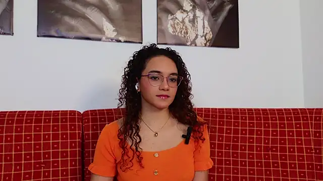 Taylor Tina online show from February 15, 2026, 8:16 pm