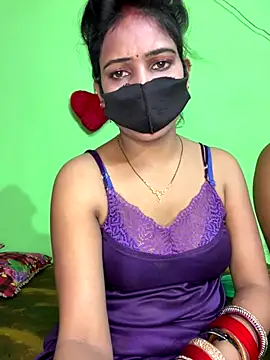 Snapshot of SEXY-SIMI-BHABI chatting on September 24, 2025, 8:06 am SEXY-SIMI-BHABI online show from September 24, 2025, 8:06 am
