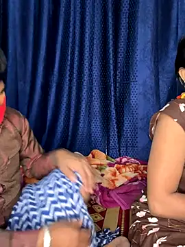 Snapshot of SEXY-SIMI-BHABI chatting on December 2, 2025, 8:08 am SEXY-SIMI-BHABI online show from December 2, 2025, 8:08 am