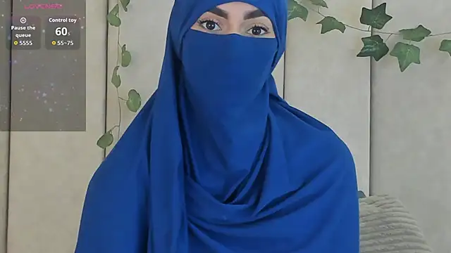 Snapshot of _Zahiira_ chatting on October 7, 2025, 12:13 pm Zahiira online show from October 7, 2025, 12:13 pm