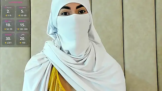 Snapshot of _Zahiira_ chatting on October 20, 2025, 12:05 pm Zahiira online show from October 20, 2025, 12:05 pm