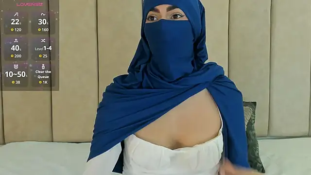 Snapshot of _Zahiira_ chatting on October 29, 2025, 12:07 pm Zahiira online show from October 29, 2025, 12:07 pm