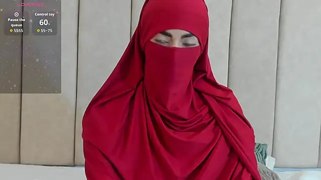 Snapshot of _Zahiira_ chatting on November 6, 2025, 12:06 pm Zahiira online show from November 6, 2025, 12:06 pm