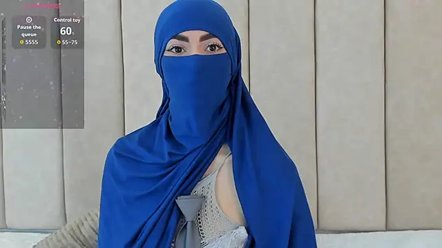 Snapshot of _Zahiira_ chatting on November 7, 2025, 11:54 am Zahiira online show from November 7, 2025, 11:54 am