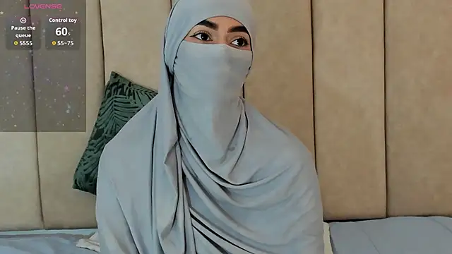 Snapshot of _Zahiira_ chatting on November 13, 2025, 12:15 pm Zahiira online show from November 13, 2025, 12:15 pm