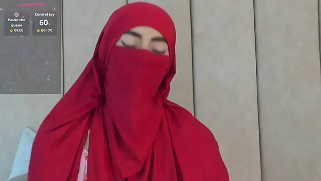 Snapshot of _Zahiira_ chatting on November 27, 2025, 12:07 pm Zahiira online show from November 27, 2025, 12:07 pm