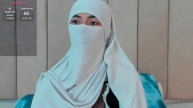 Snapshot of _Zahiira_ chatting on February 20, 2026, 12:27 pm Zahiira online show from February 20, 2026, 12:27 pm