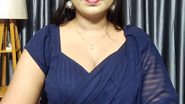 Webrowncouple online show from October 15, 2025, 3:01 pm