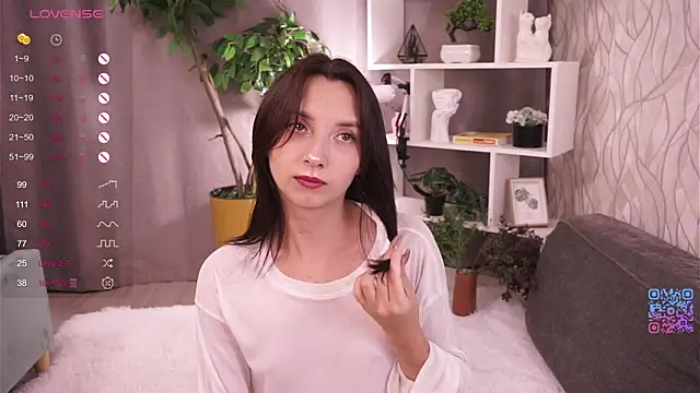 DaisyBlaze online show from September 26, 2025, 4:33 pm