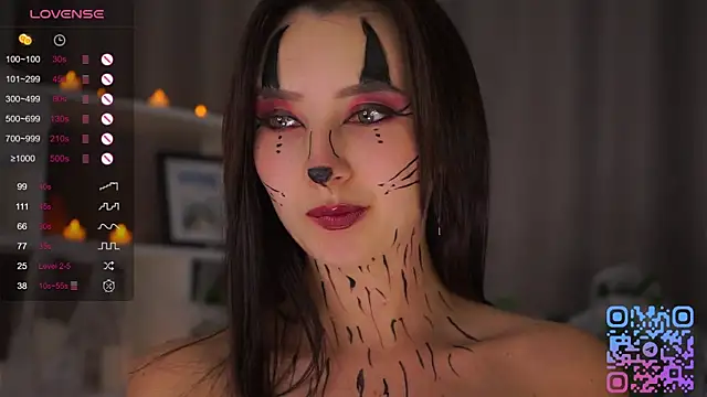 DaisyBlaze online show from October 31, 2025, 4:52 pm