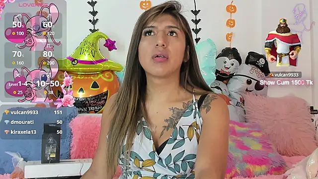 Ariana-Fernandez online show from October 10, 2025, 1:10 pm