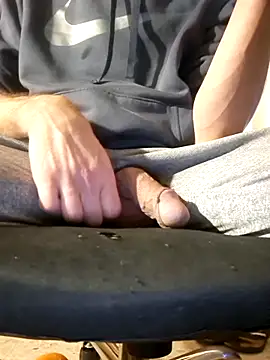 KalendaXL online show from December 20, 2025, 12:51 am