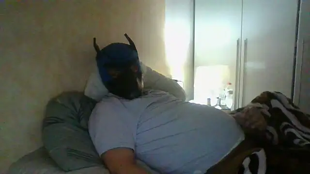 soumicuckold1 online show from March 17, 2026, 11:41 pm