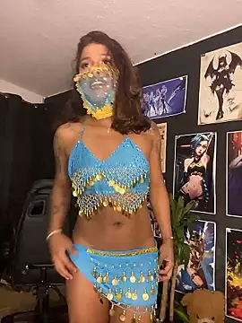 cam11 07 online show from January 11, 2026, 7:19 pm