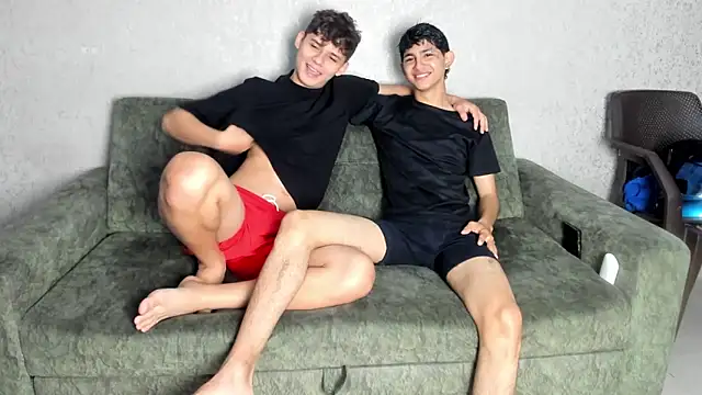 willy sexxx18 online show from March 27, 2026, 2:17 pm