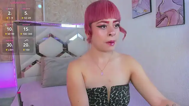 Venuss1  online show from November 6, 2025, 7:09 am