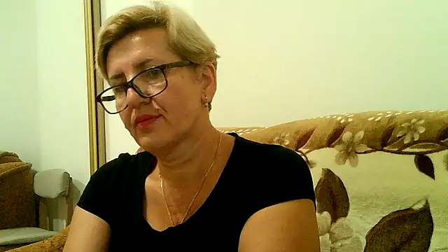 Snapshot of Dana4921 chatting on September 16, 2025, 5:47 pm Dana4921 online show from September 16, 2025, 5:47 pm