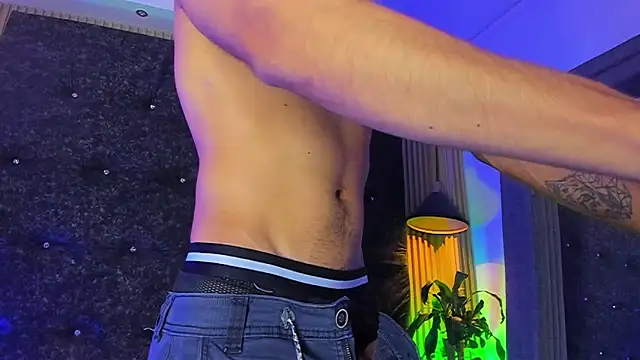 hot alpha boys online show from September 9, 2025, 10:20 pm