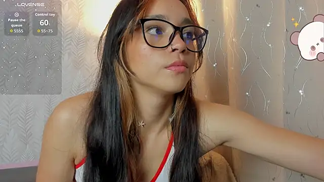 Snapshot of Dafne_Mel chatting on April 29, 2026, 9:10 pm Dafne Mel online show from April 29, 2026, 9:10 pm