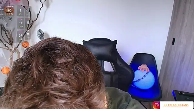 stev austin  online show from October 17, 2025, 7:16 pm