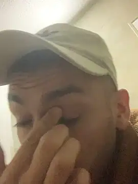 malek xarx  online show from September 19, 2025, 3:08 am