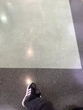 malek xarx  online show from April 11, 2026, 9:19 pm