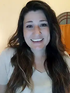 Snapshot of BlanquitaMexicana chatting on November 26, 2025, 12:33 am BlanquitaMexicana online show from November 26, 2025, 12:33 am