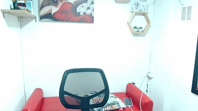 DIVAX MONSERRAT online show from March 29, 2026, 5:46 pm