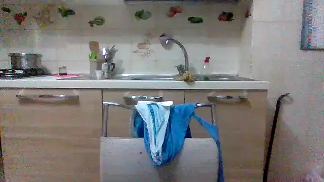 Snapshot of Kelly80 chatting on September 10, 2025, 4:12 am Kelly80 online show from September 10, 2025, 4:12 am