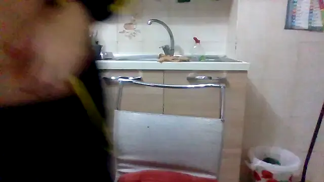 Snapshot of Kelly80 chatting on October 19, 2025, 3:07 am Kelly80 online show from October 19, 2025, 3:07 am