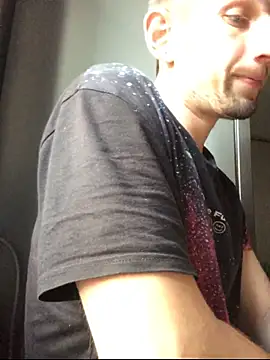 Alexilon online show from November 14, 2025, 12:26 pm