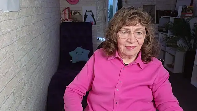 Snapshot of Betty_Brick chatting on May 30, 2026, 4:59 pm Betty Brick online show from May 30, 2026, 4:59 pm